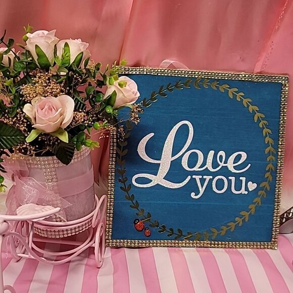 LOVE YOU Wall Decor - Picture 2 of 4